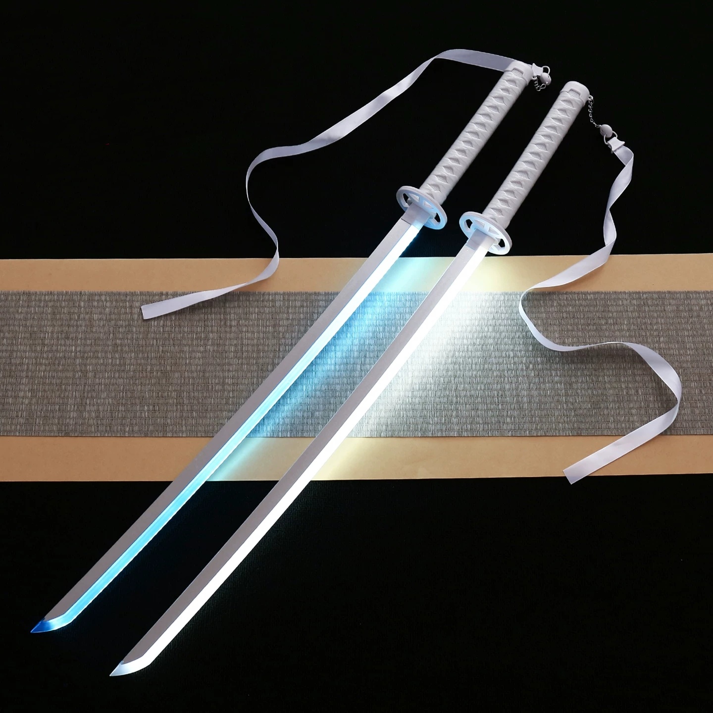 40inch Glow Bleach Katana Led  – Cosplay Prop Katana Bewertung und Preis
